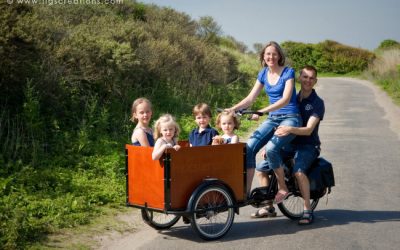 summer fun at the beach with a family of 6