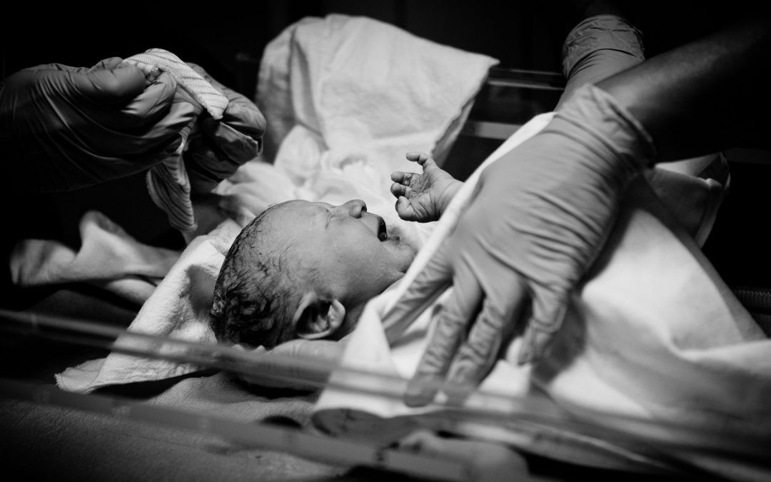 Voting is open for the 2011 International Association of Professional Birth Photographers Image of the Year