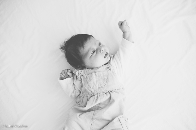01-newborn-baby-girl